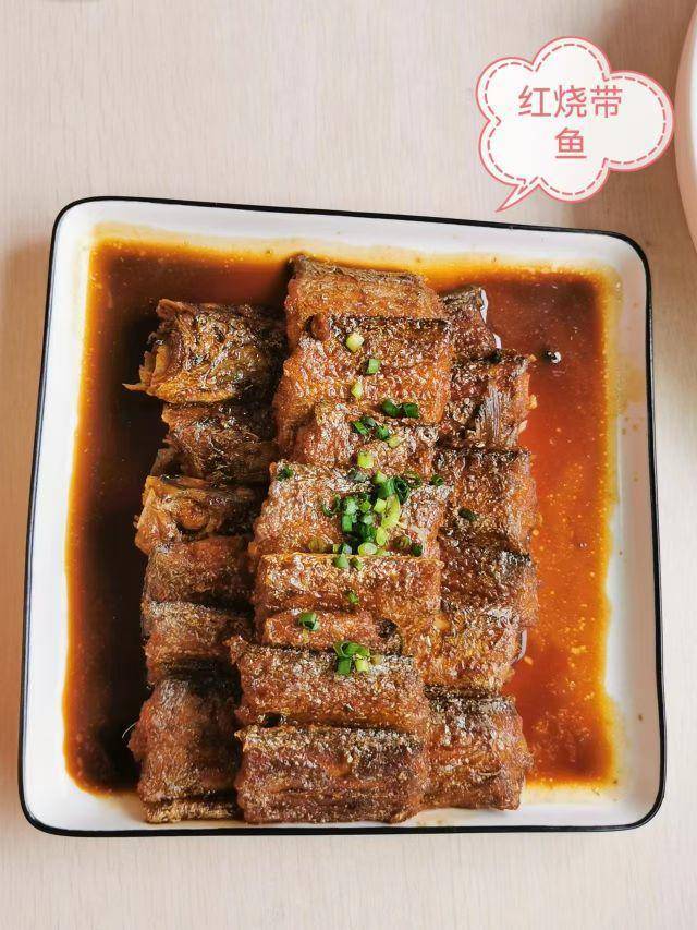 李阿姨工作生活照3