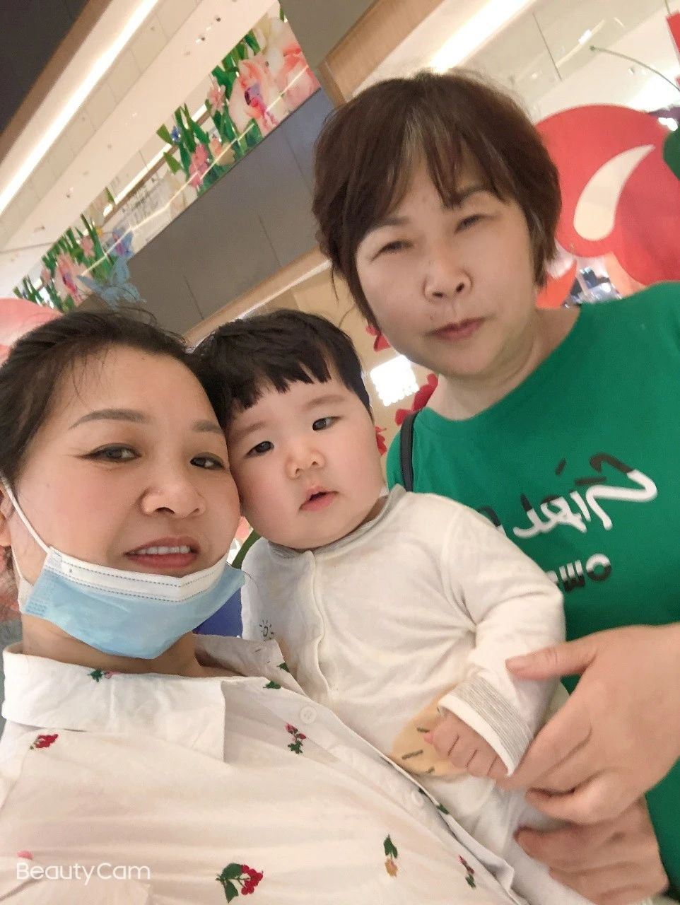阳阿姨缩略图2