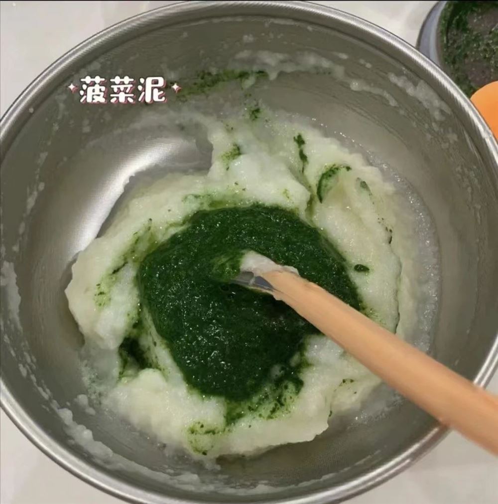 严阿姨工作生活照8