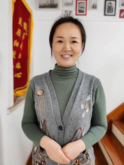 李阿姨工作生活照11