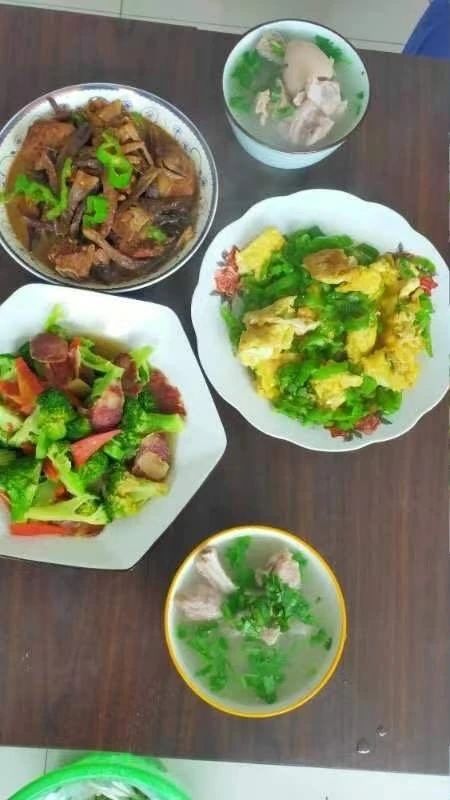 杨阿姨工作生活照6