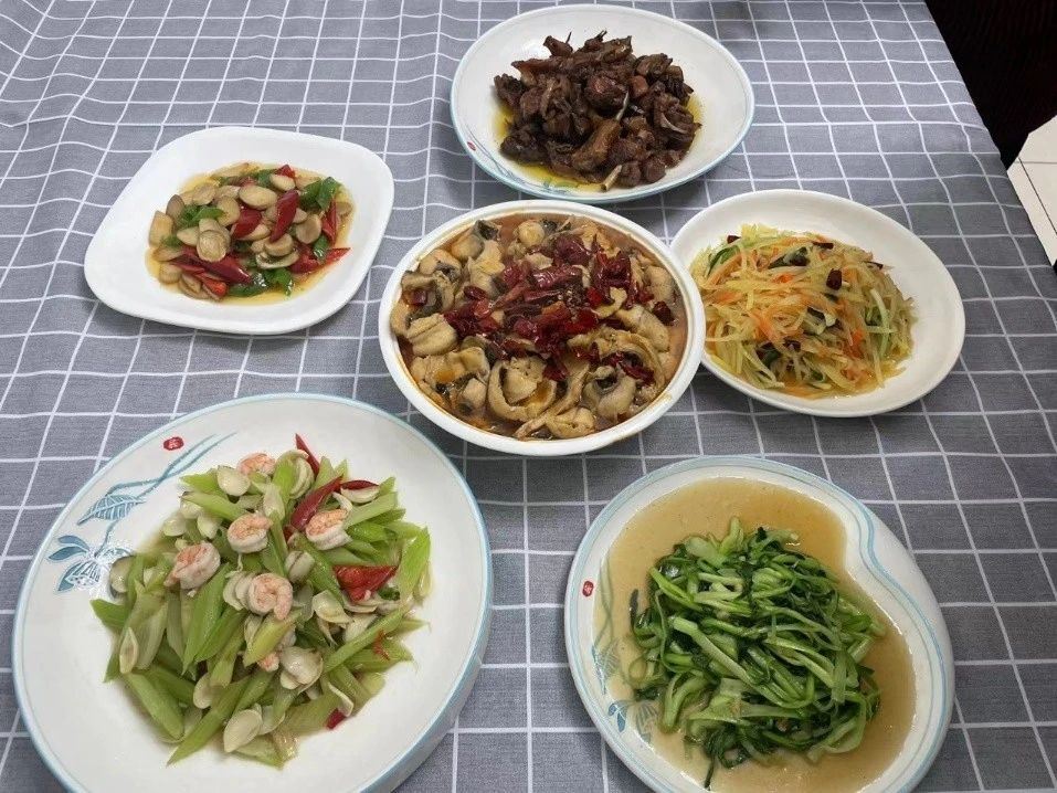 武阿姨工作生活照3