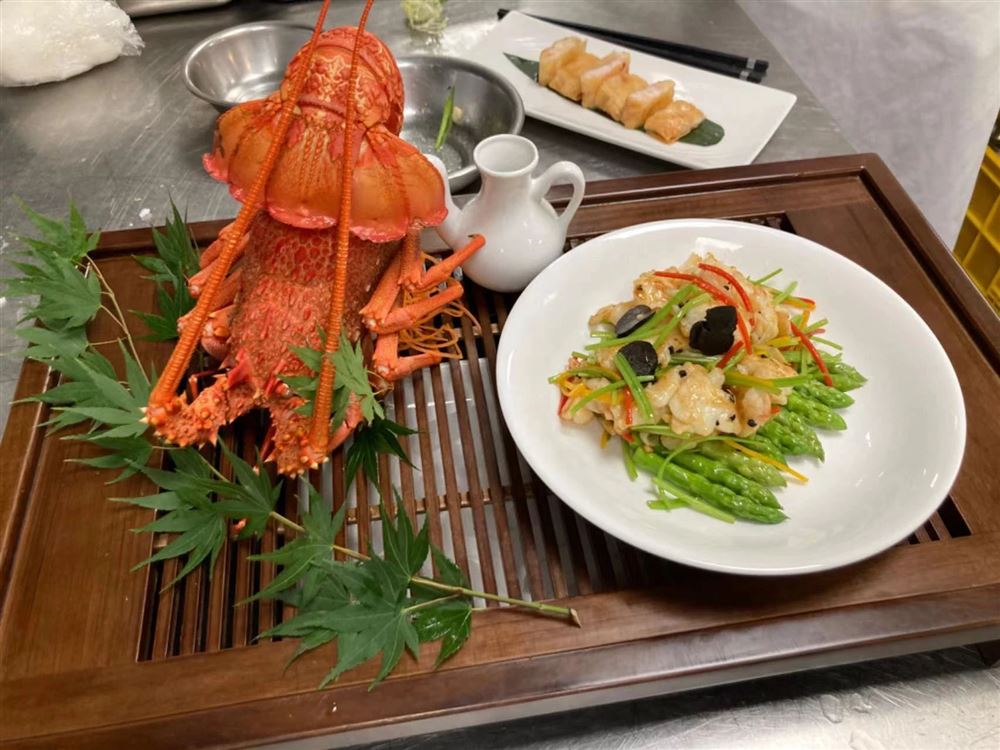梁阿姨工作生活照10
