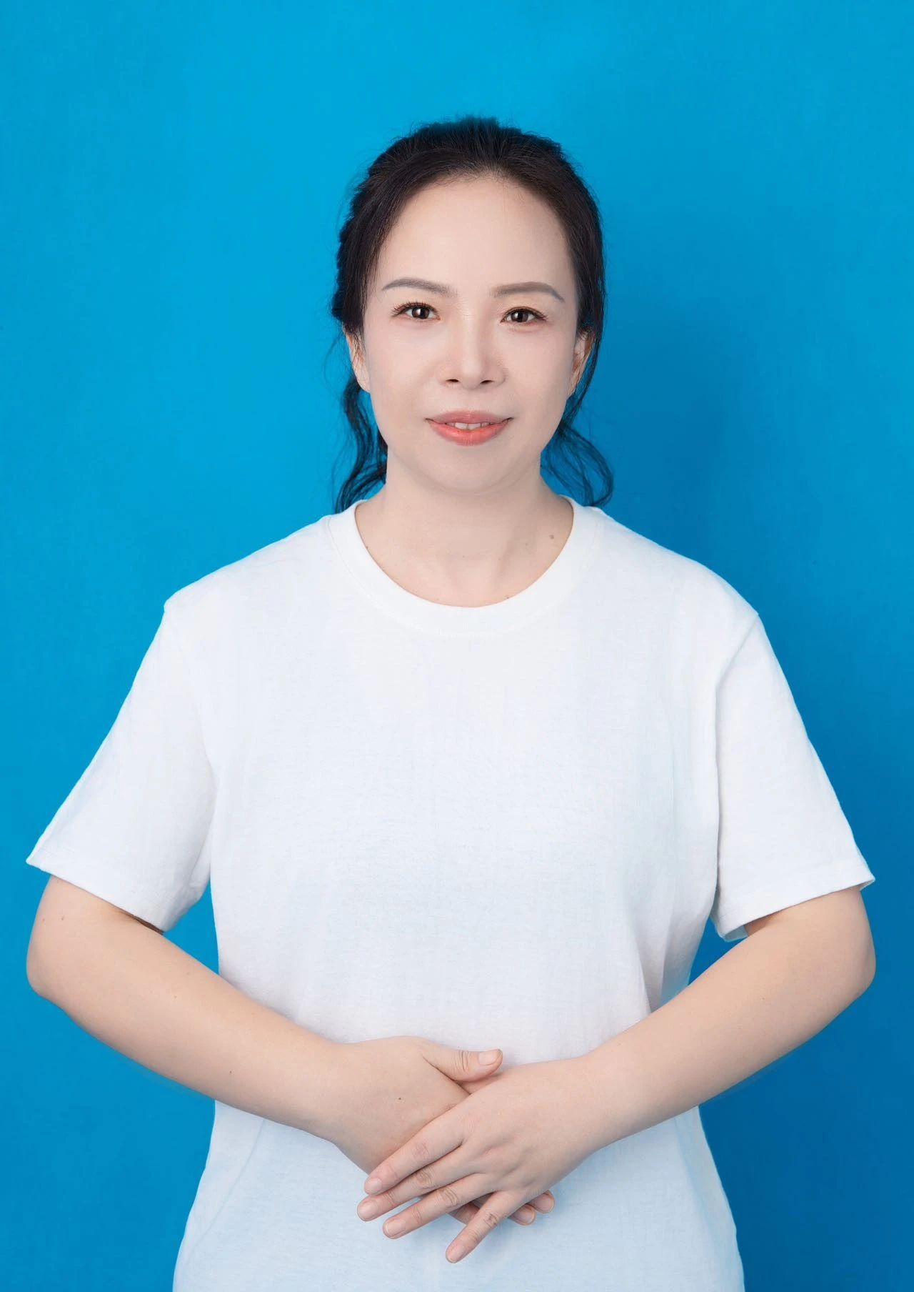 上海成长陪伴师、育婴师田阿姨公开照片