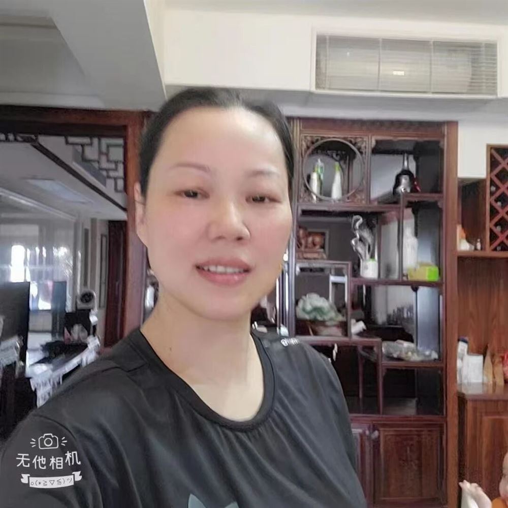 易阿姨公开照片