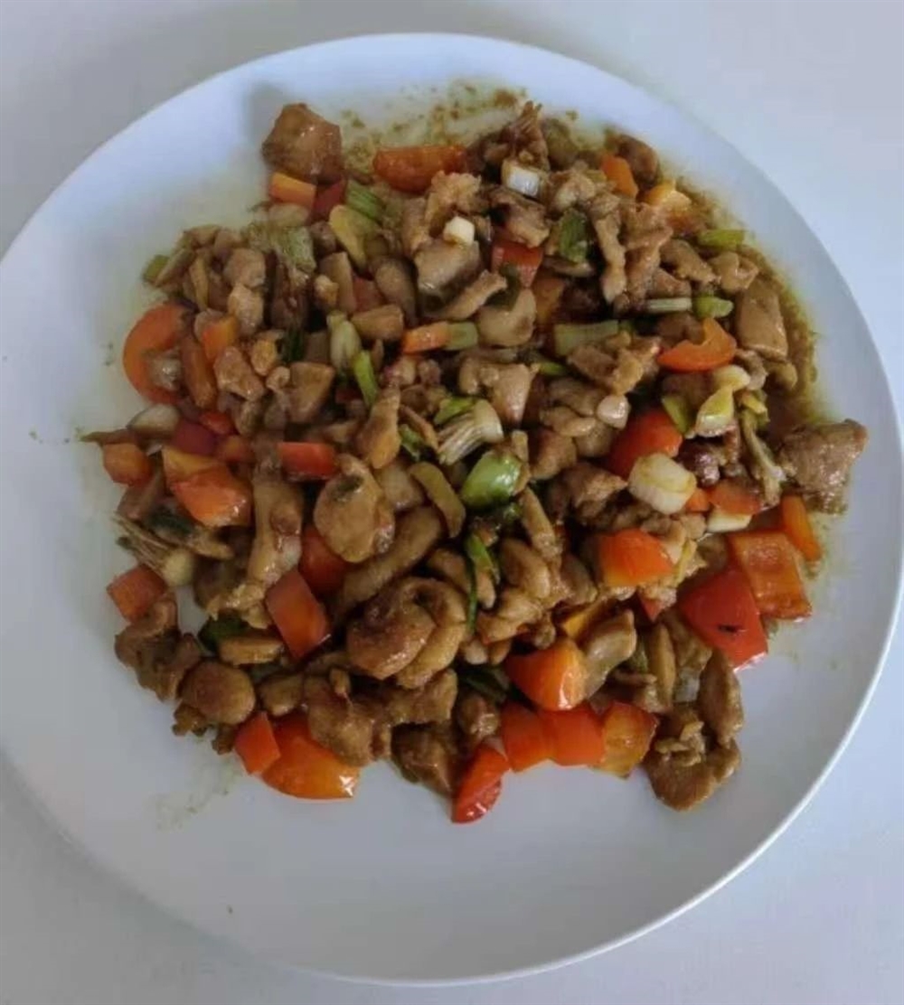 张阿姨工作生活照11