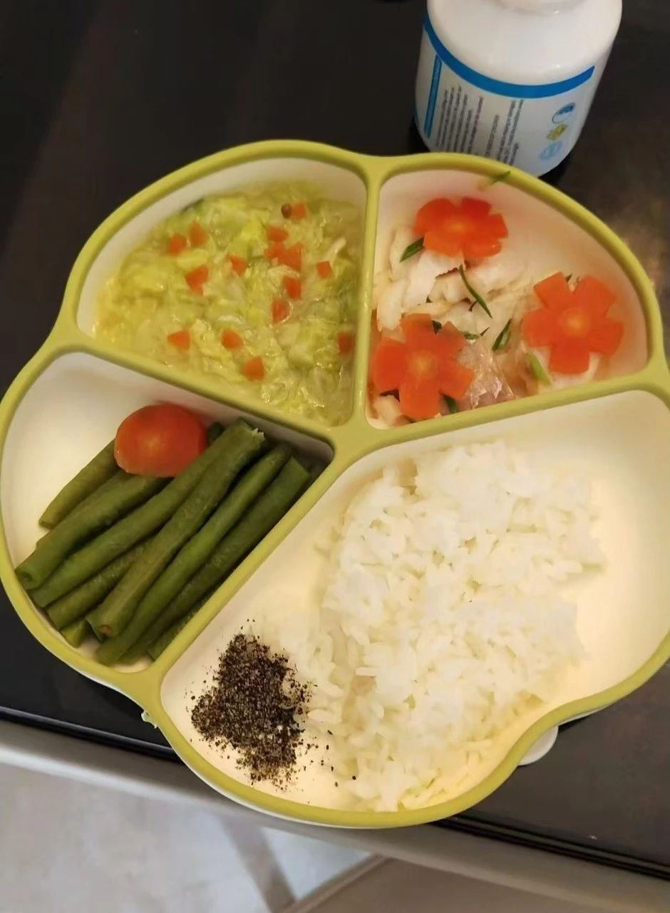 肖阿姨工作生活照6