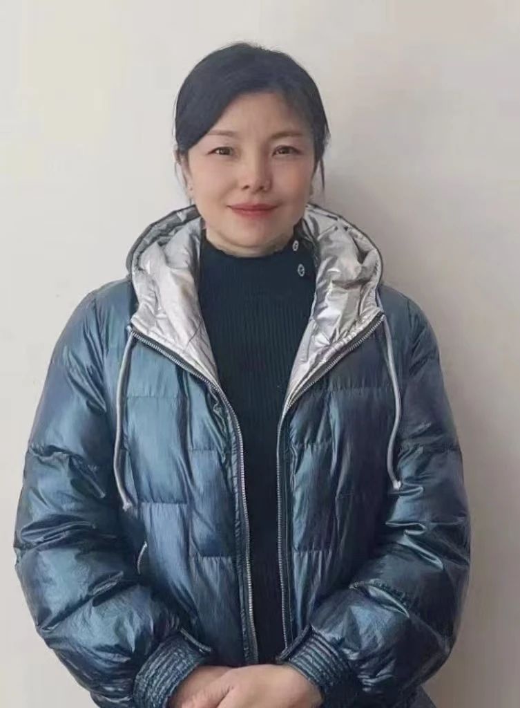 家政家务师姜阿姨公开照片
