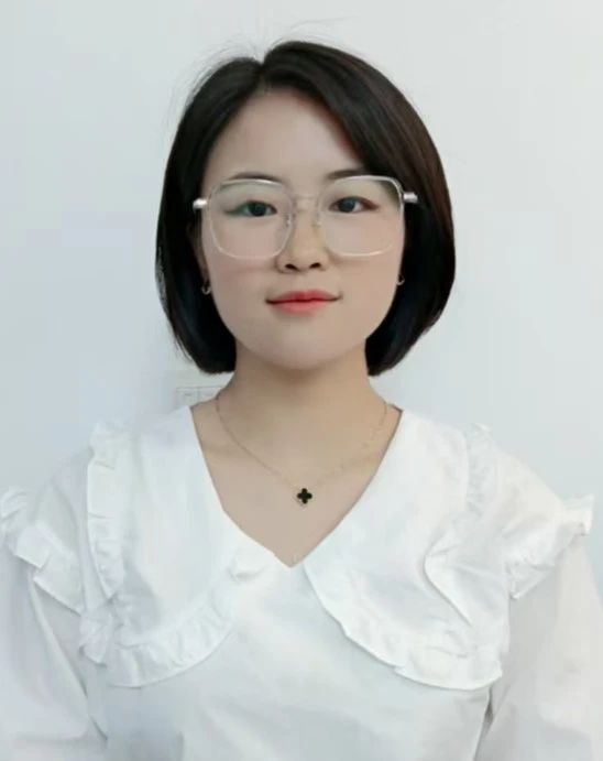 姜阿姨工作生活照6