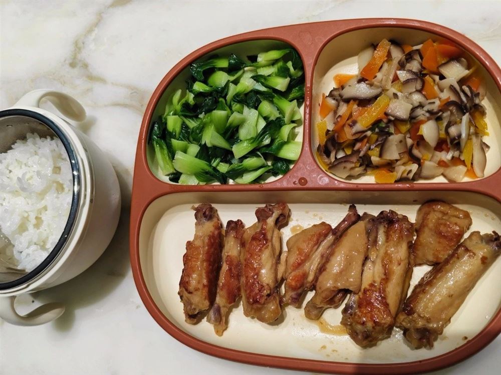 黄阿姨工作生活照10