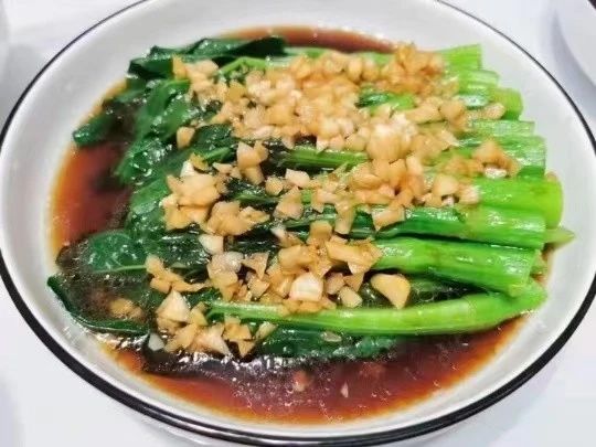 胡阿姨缩略图2