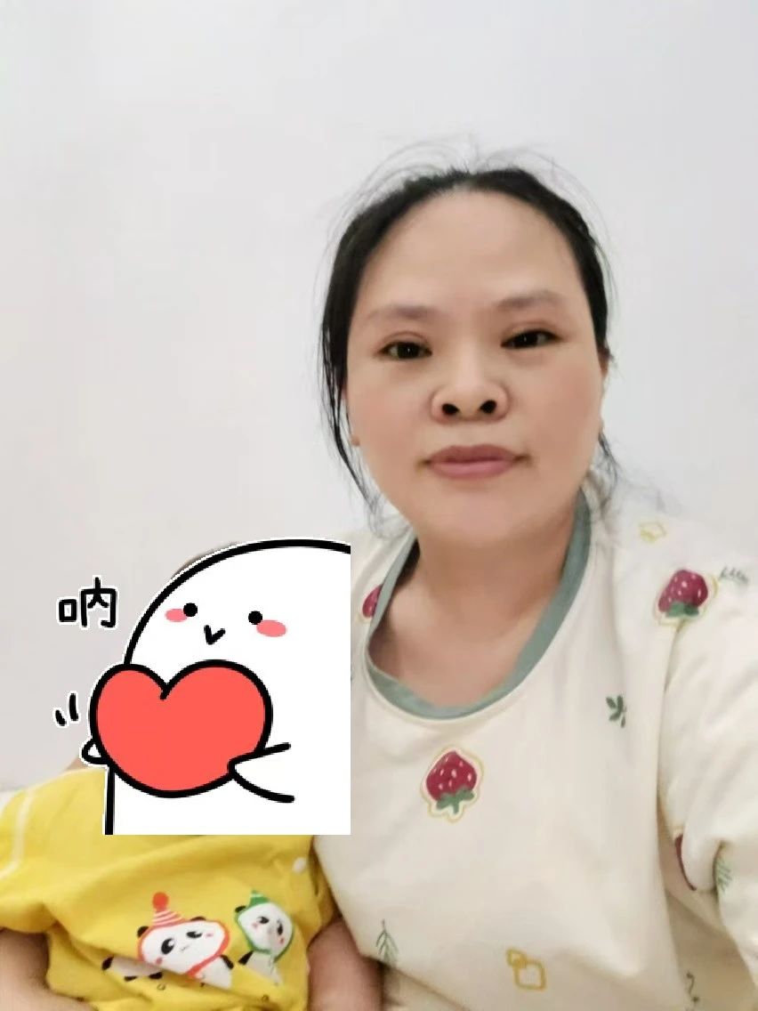莫阿姨工作生活照1