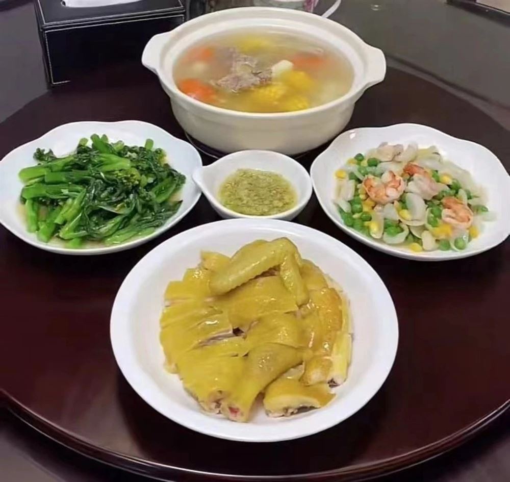 杜阿姨工作生活照5