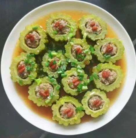 廖阿姨工作生活照4