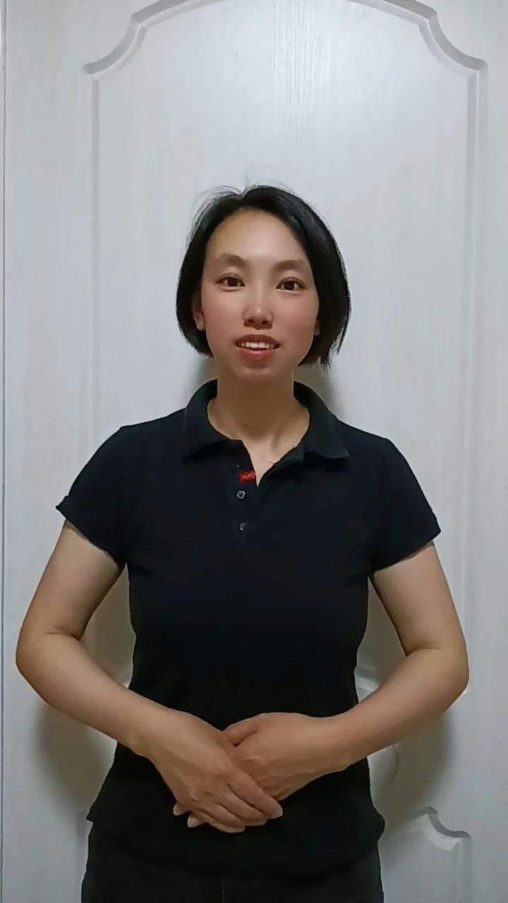 龙阿姨工作生活照11