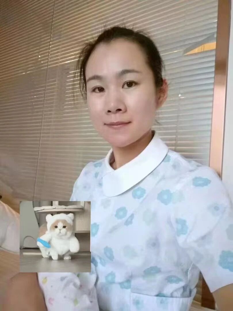 唐阿姨工作生活照12