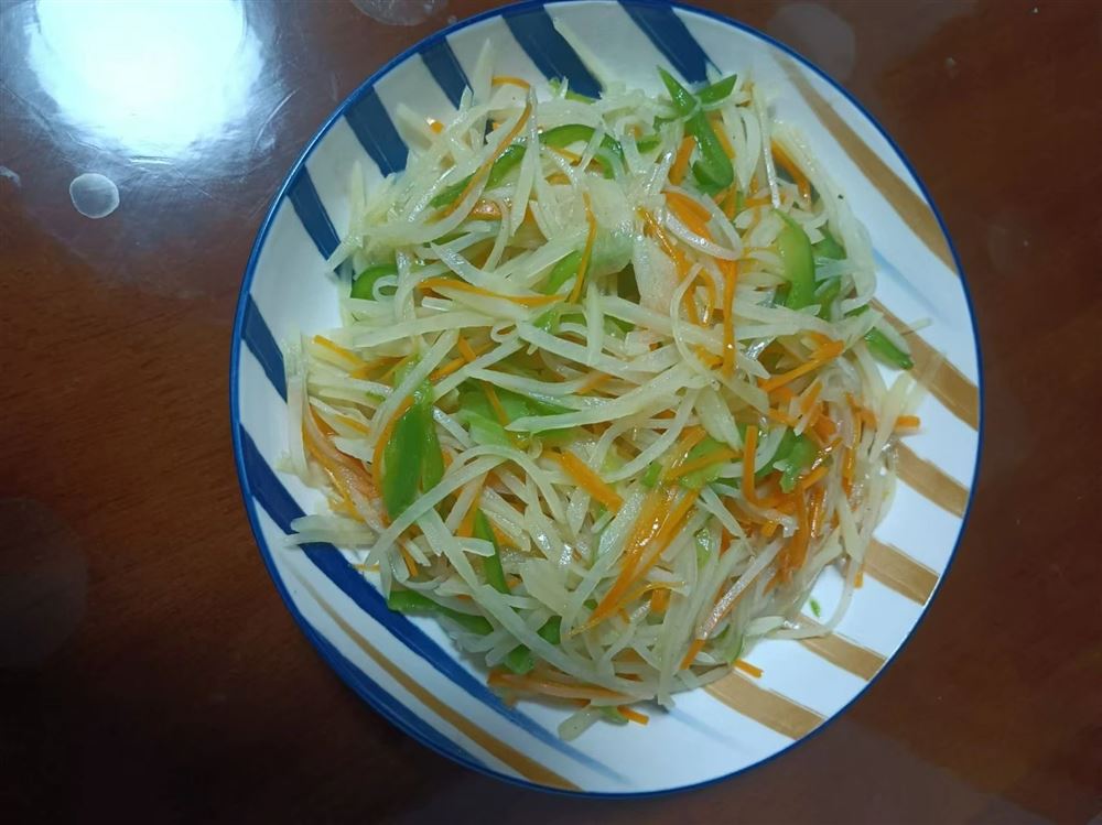 周阿姨工作生活照8