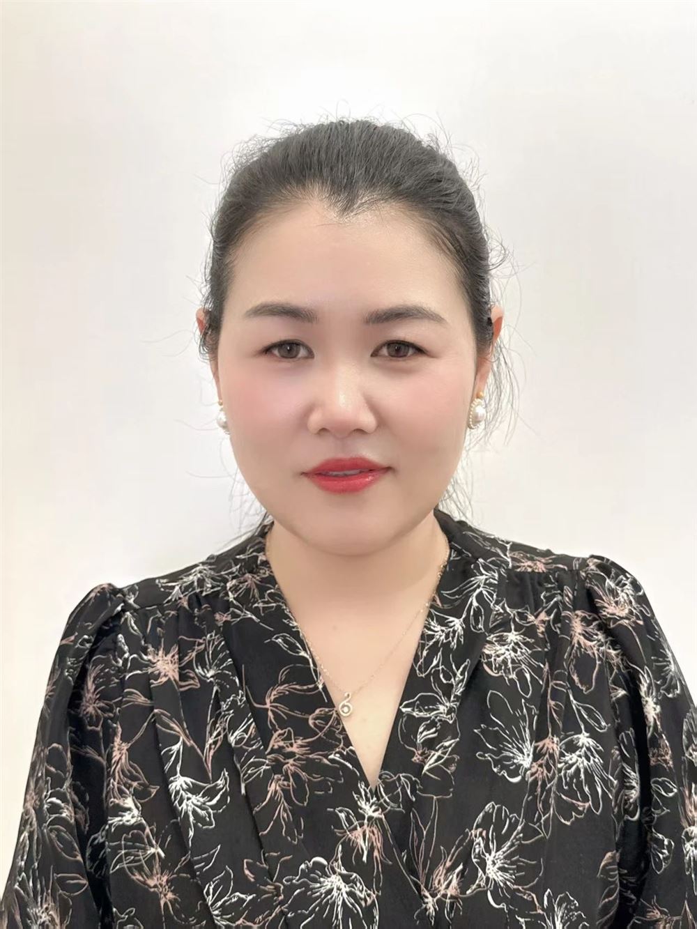 家政家务师徐阿姨公开照片