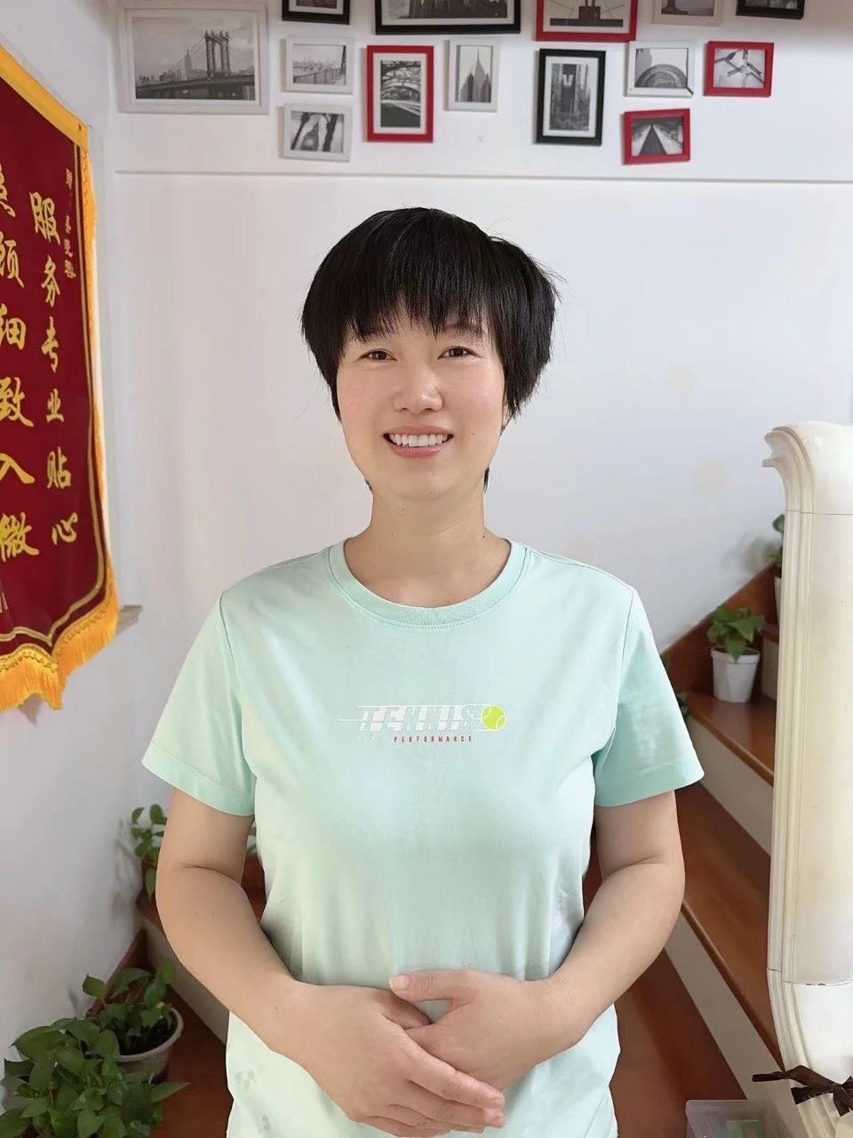 上海、上海市育婴师颉阿姨公开照片