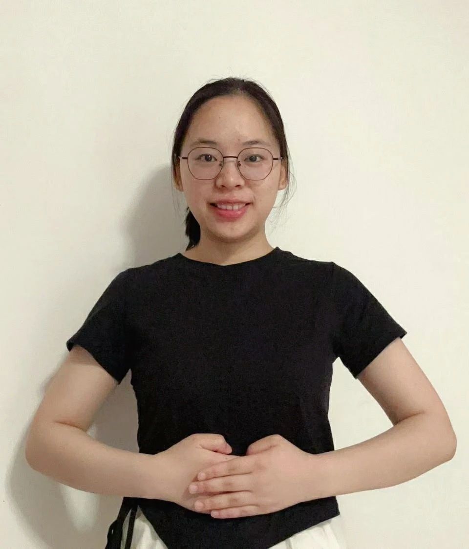 家政成长陪伴师郑阿姨公开照片