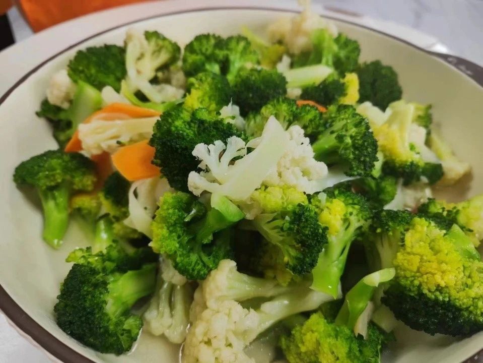 邵阿姨工作生活照3