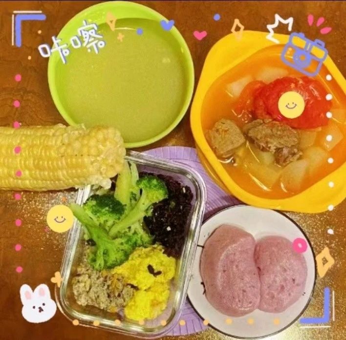 李阿姨工作生活照5