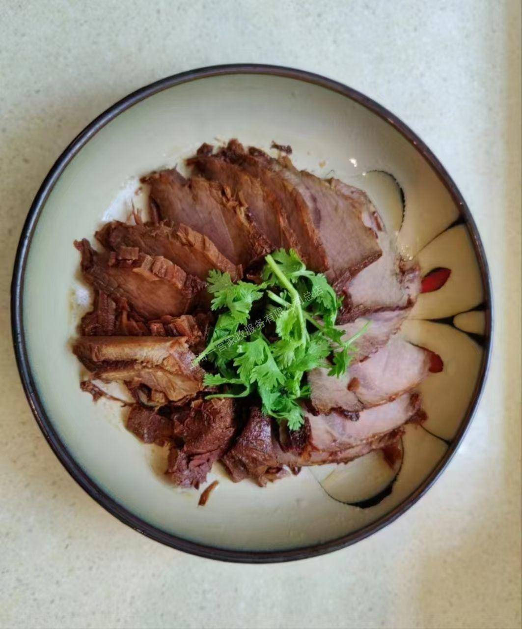 李阿姨工作生活照8