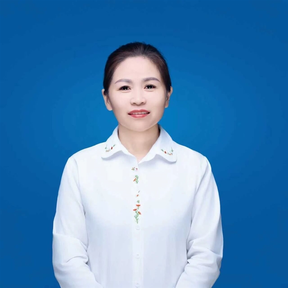 家政家务师、育婴师周阿姨公开照片