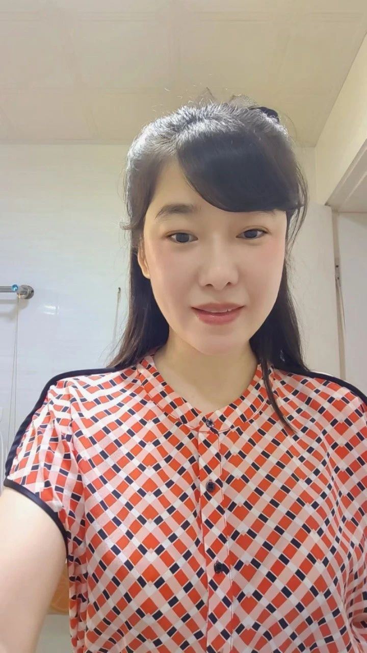 夏阿姨工作生活照10