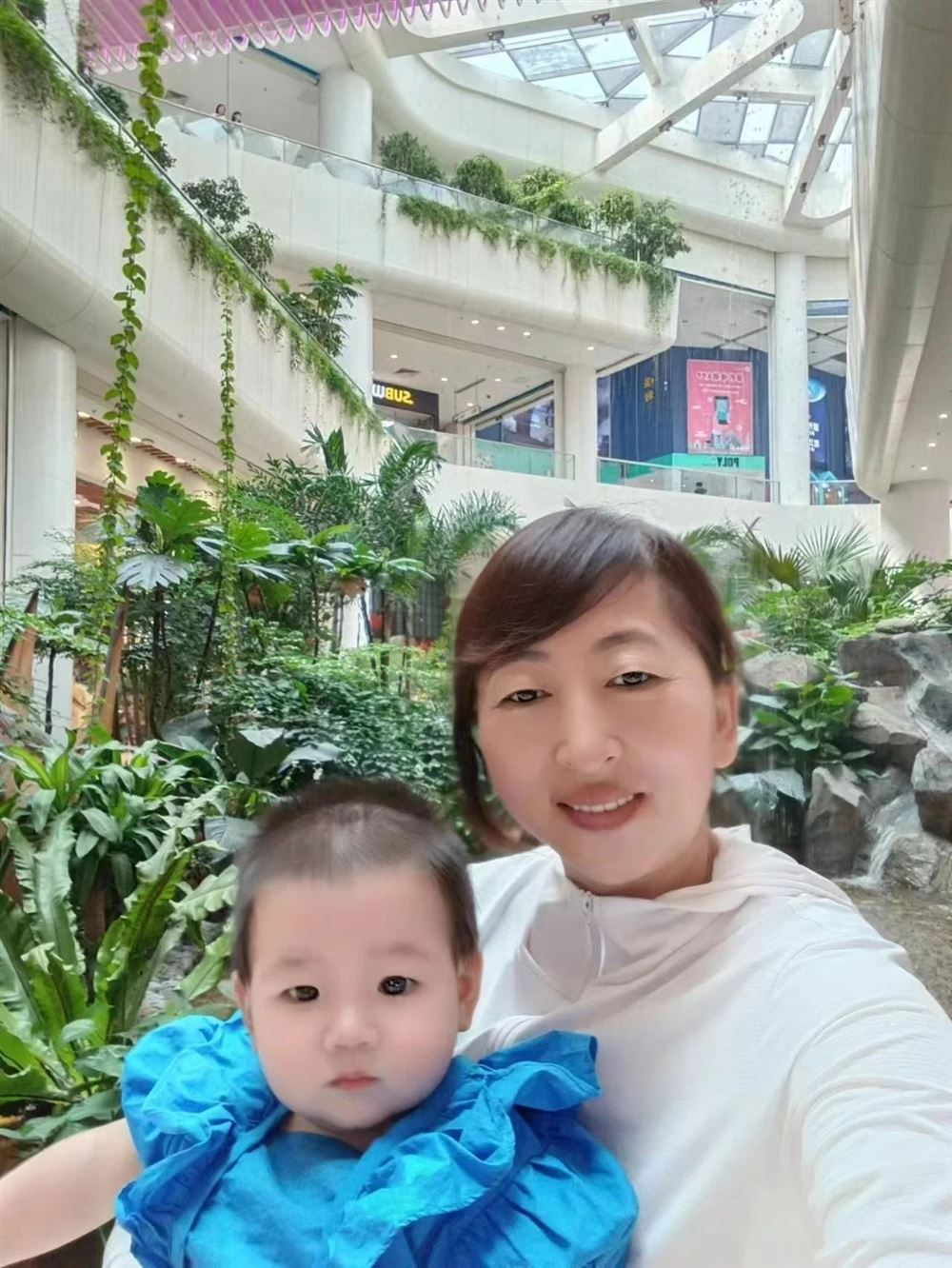 李阿姨工作生活照8