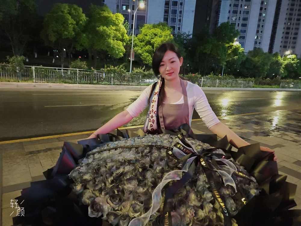 蒋阿姨工作生活照12
