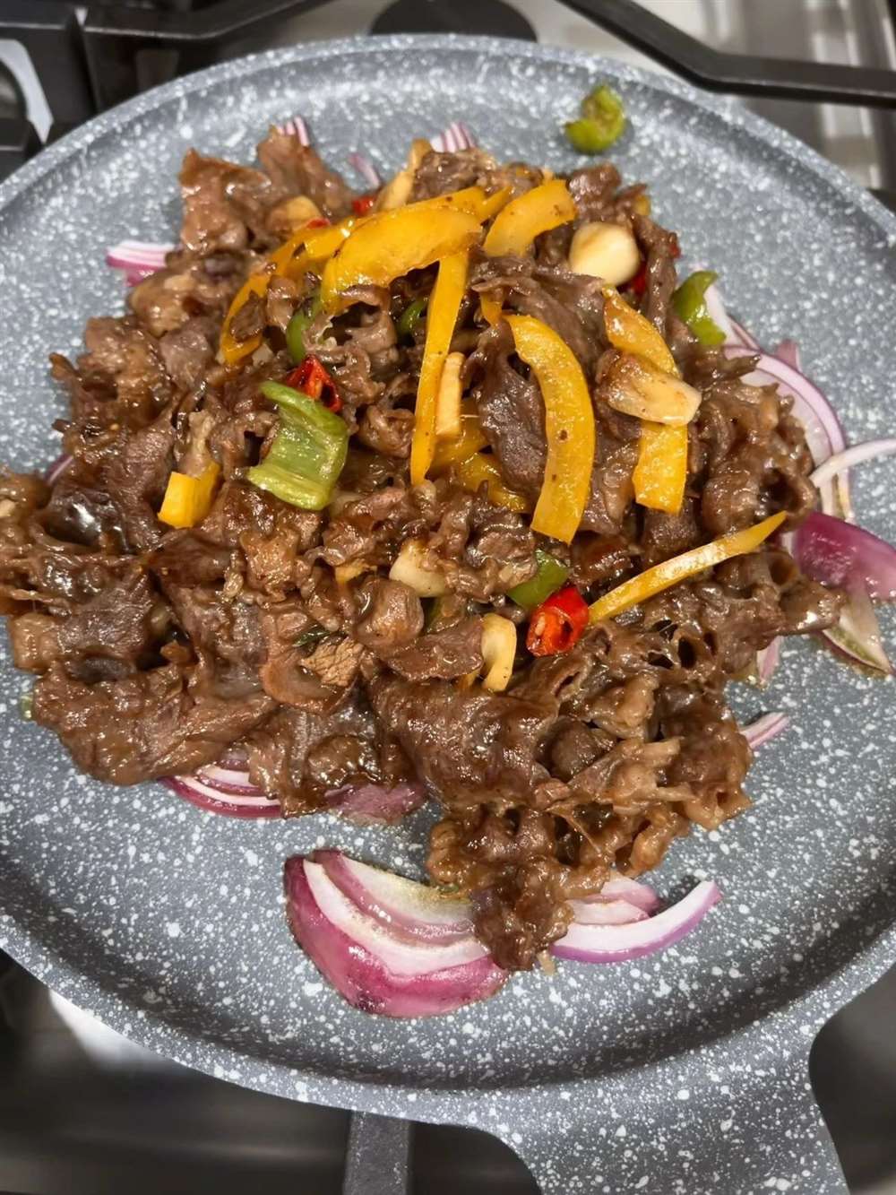 范阿姨工作生活照2