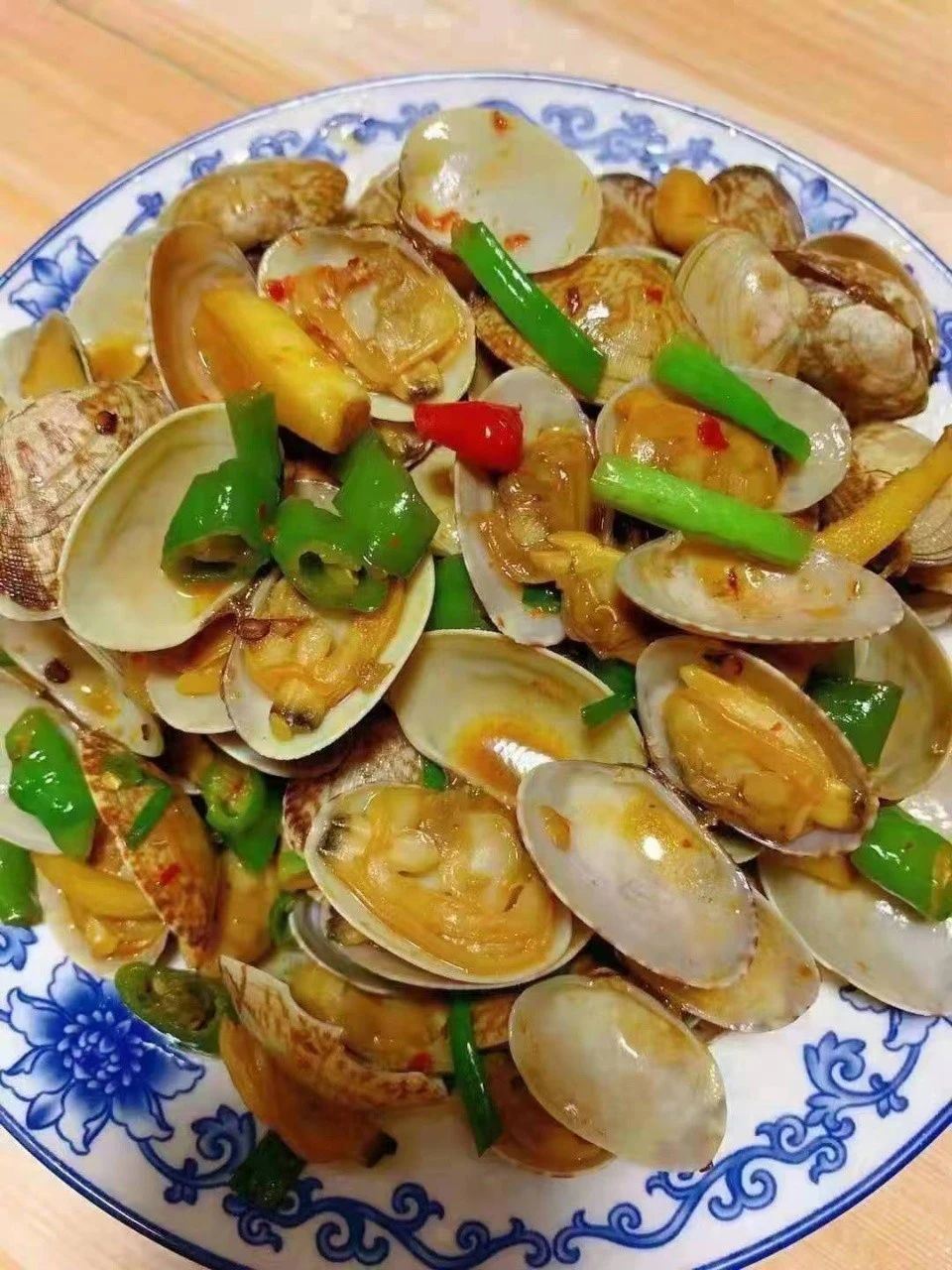 代阿姨工作生活照8