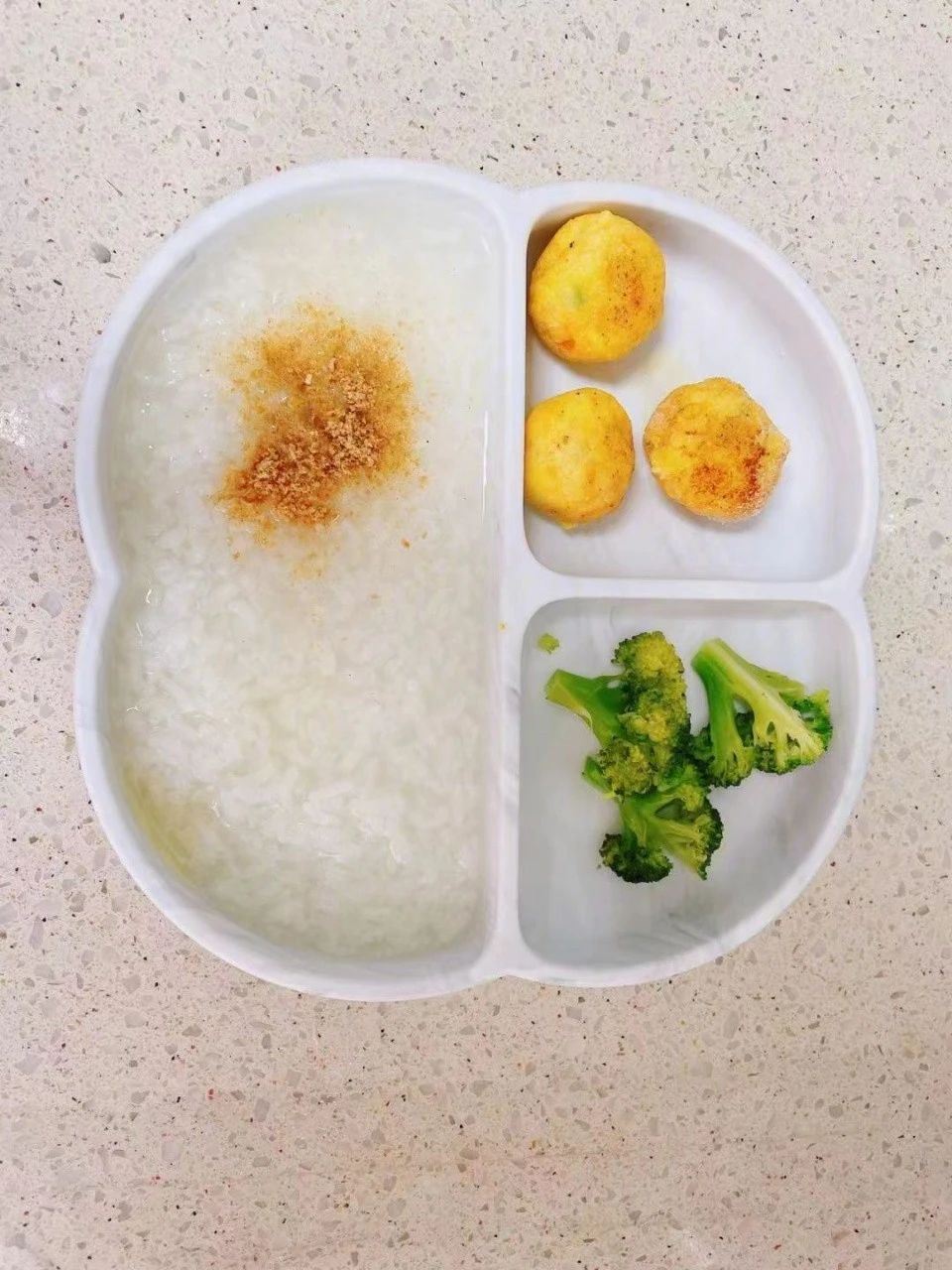 季阿姨工作生活照5