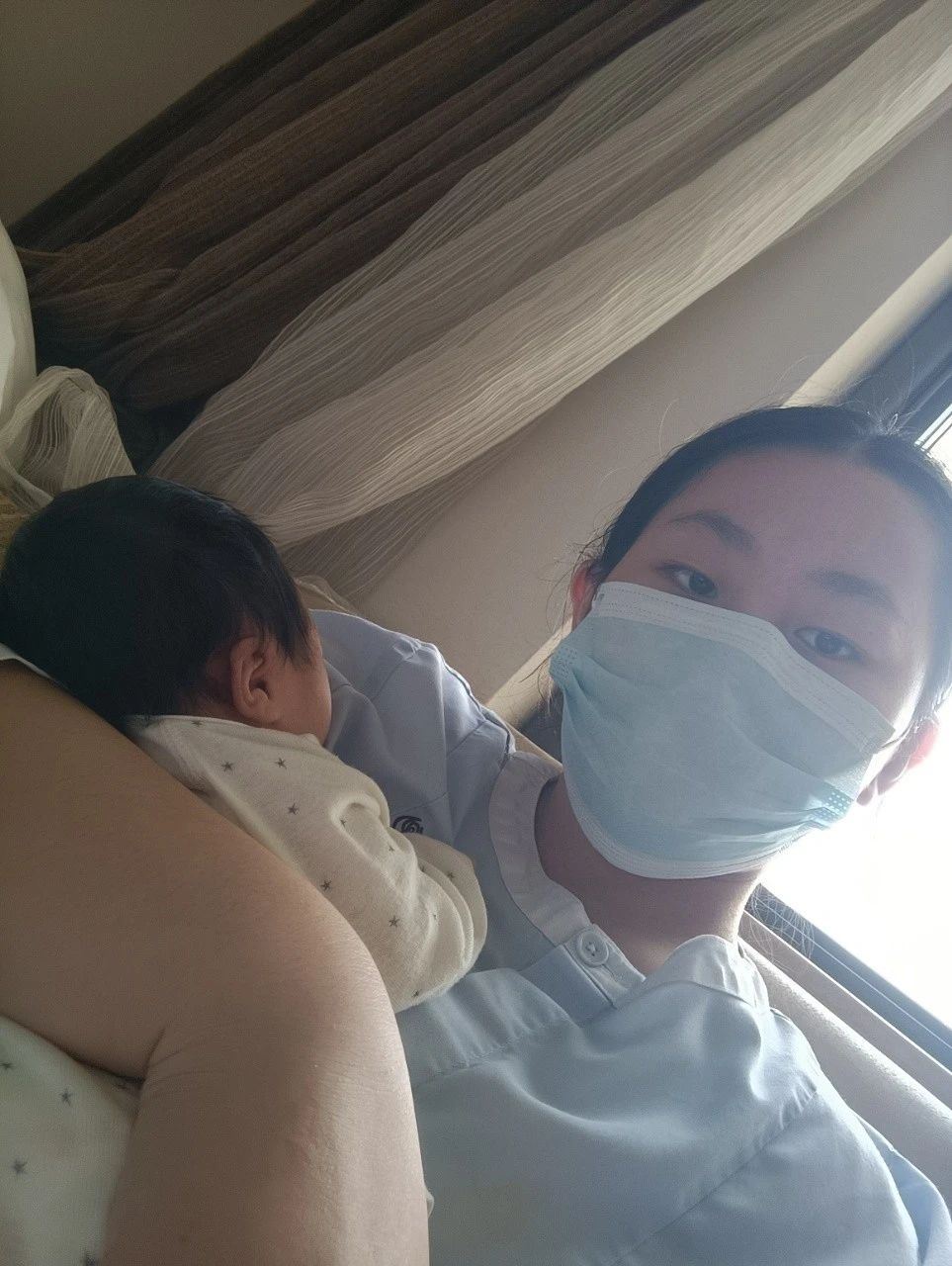 李阿姨工作生活照4