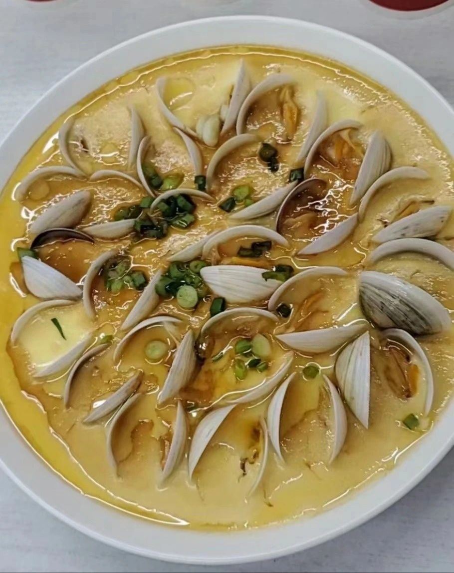 曹阿姨工作生活照3