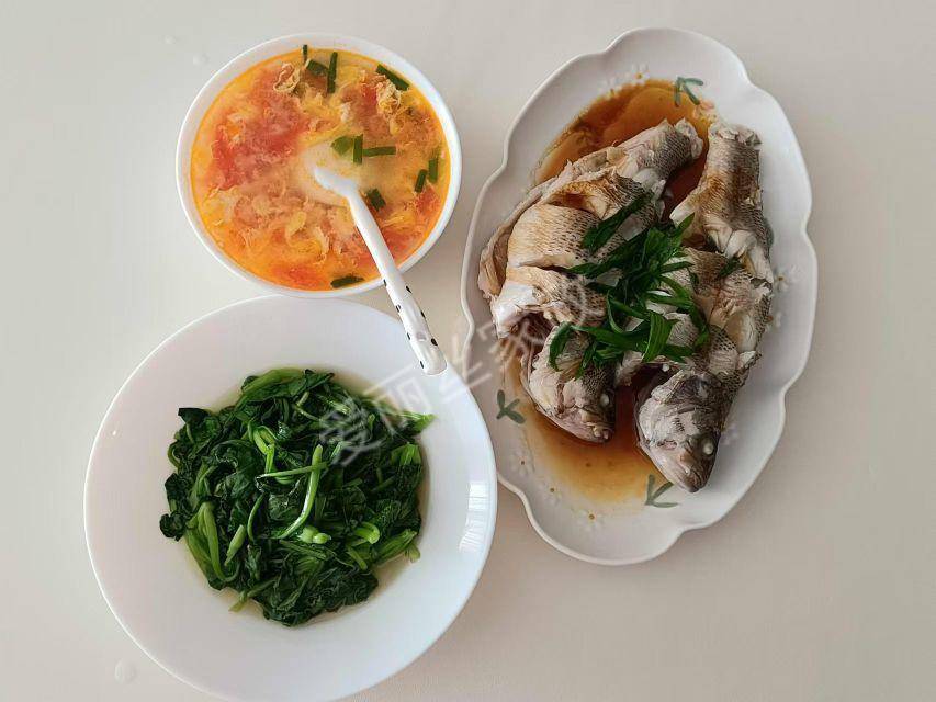 罗阿姨工作生活照3