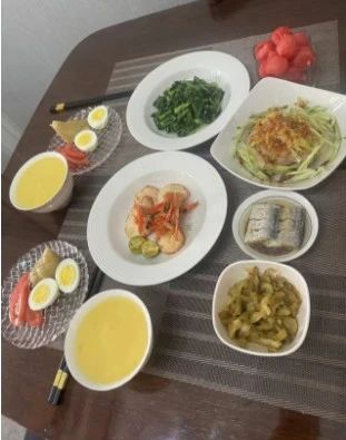 谢阿姨工作生活照10