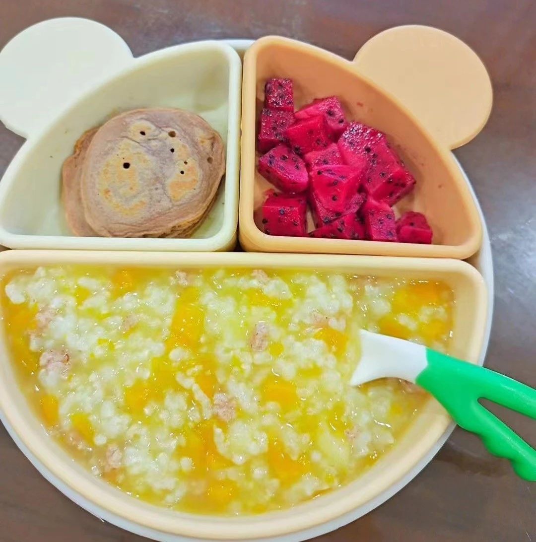 董阿姨工作生活照11