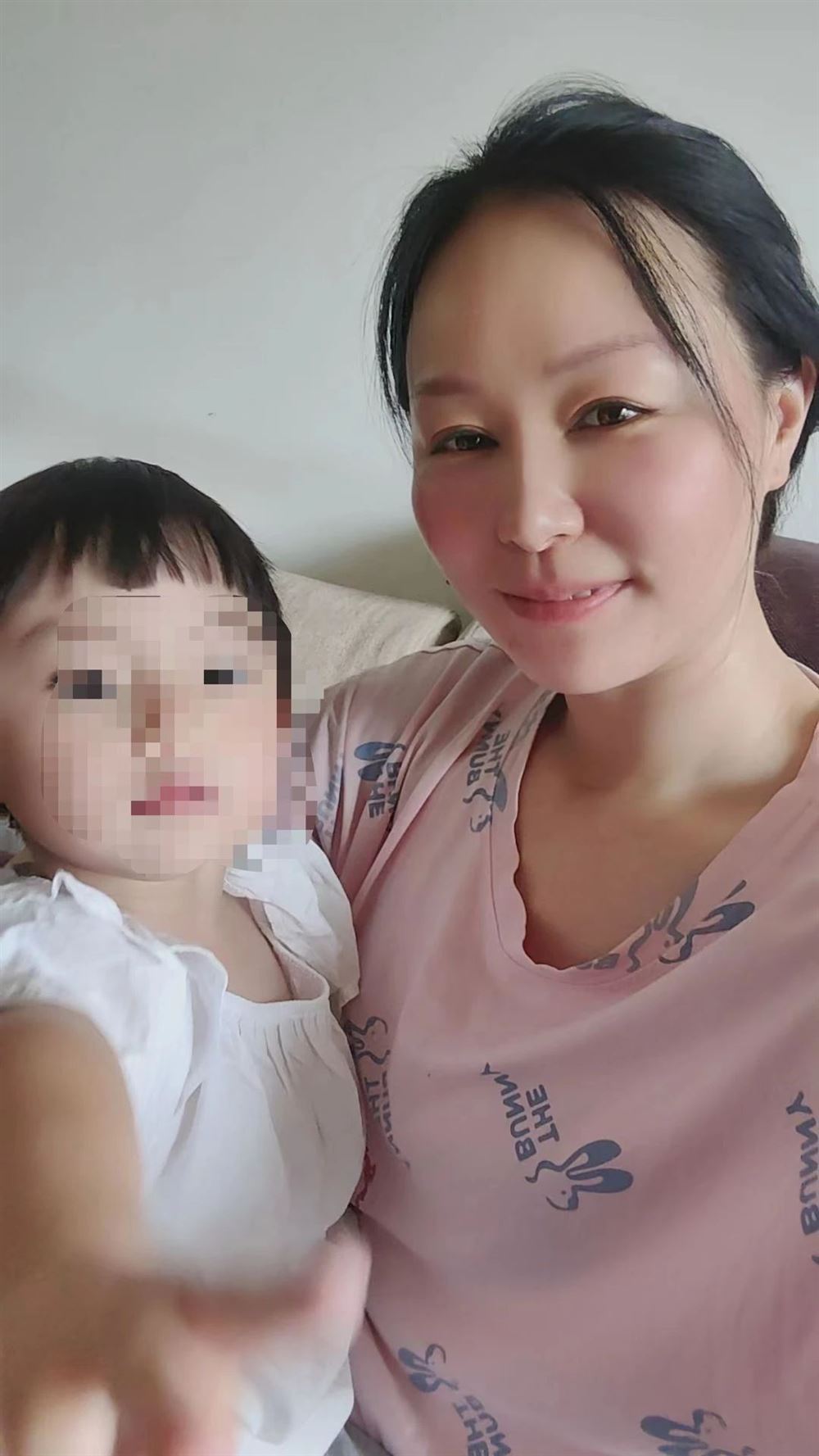 上海、上海市育婴师黄阿姨公开照片