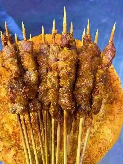 赵阿姨工作生活照8