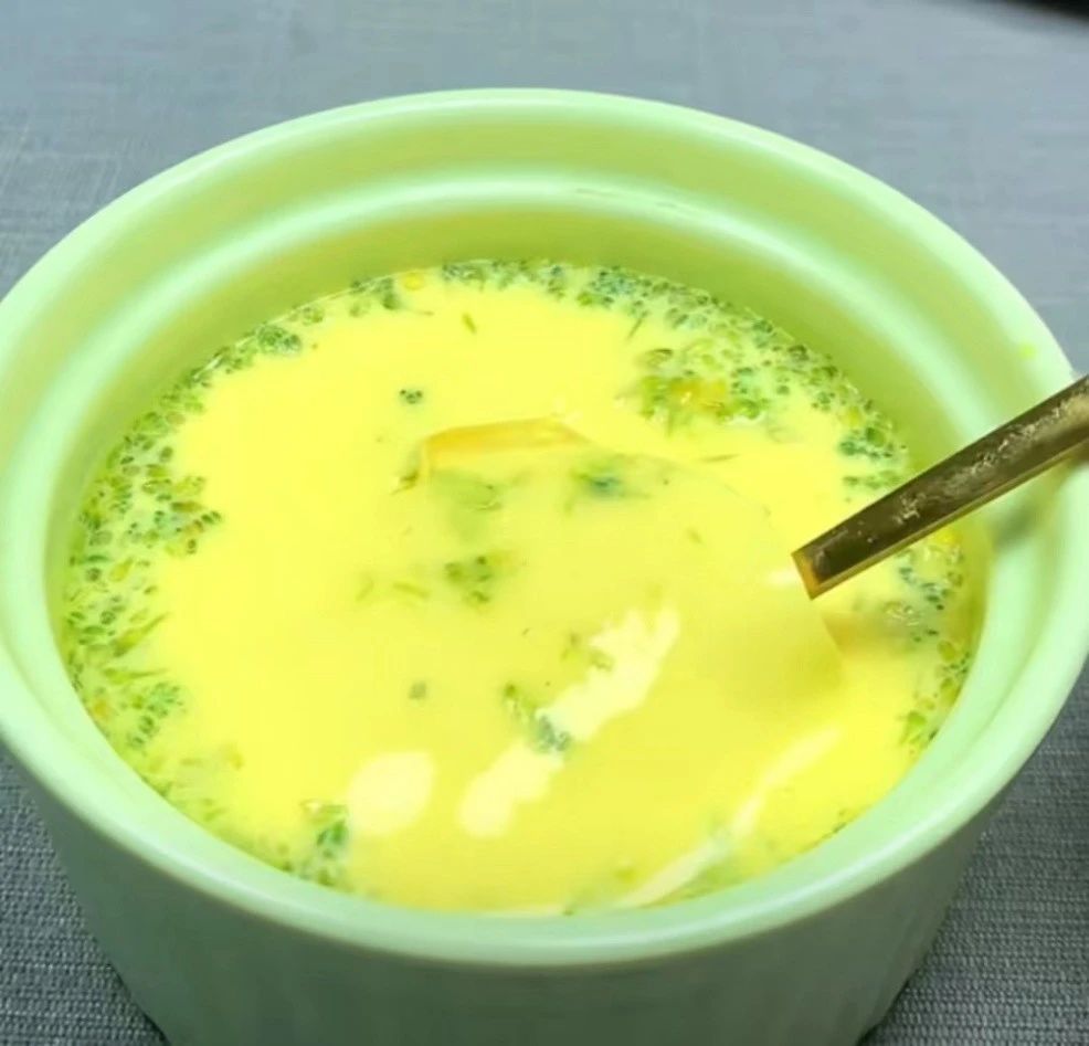 滕阿姨工作生活照8