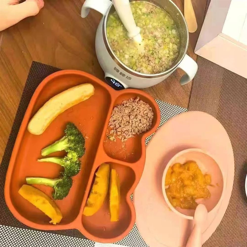 方阿姨工作生活照6