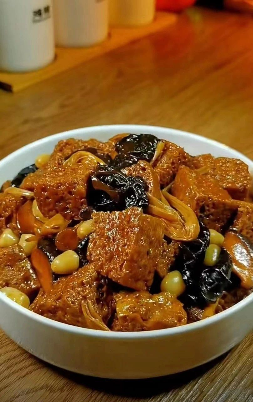 代阿姨工作生活照9