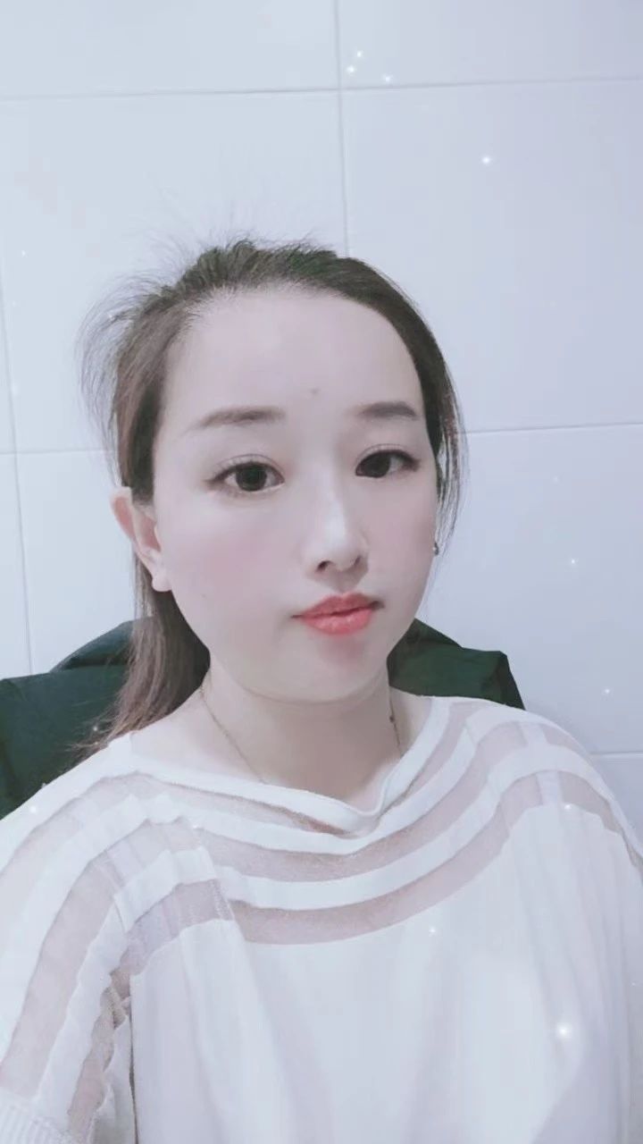 缪阿姨工作生活照2