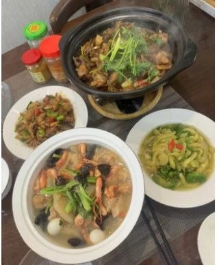 谢阿姨工作生活照12