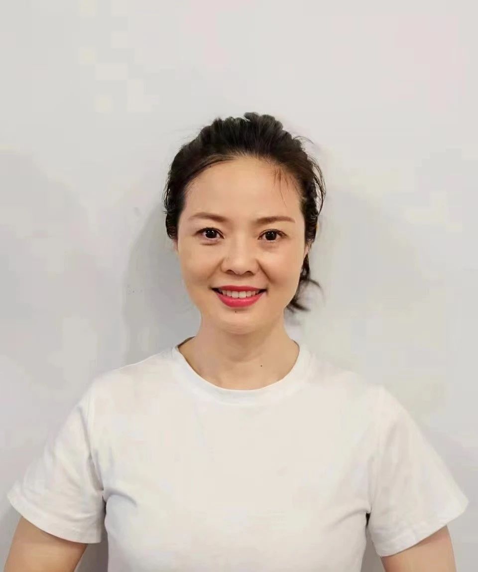 家政育婴师熊阿姨公开照片