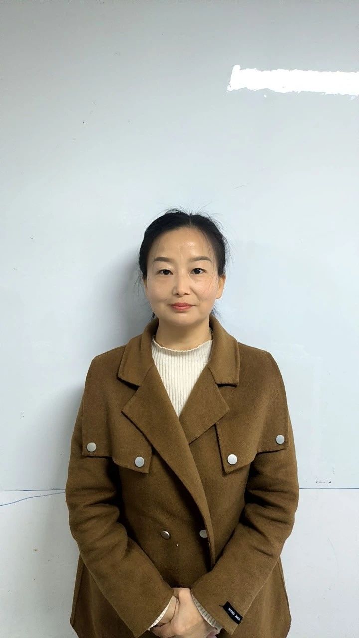 家政育婴师梁阿姨公开照片
