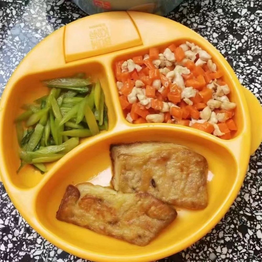 邵阿姨工作生活照7