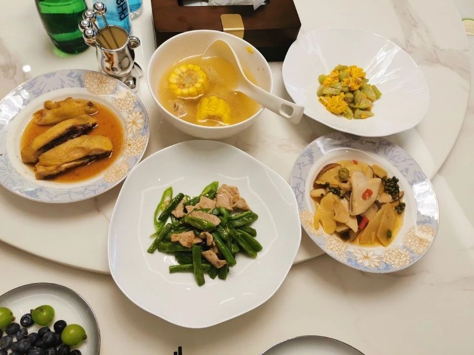 罗阿姨工作生活照7